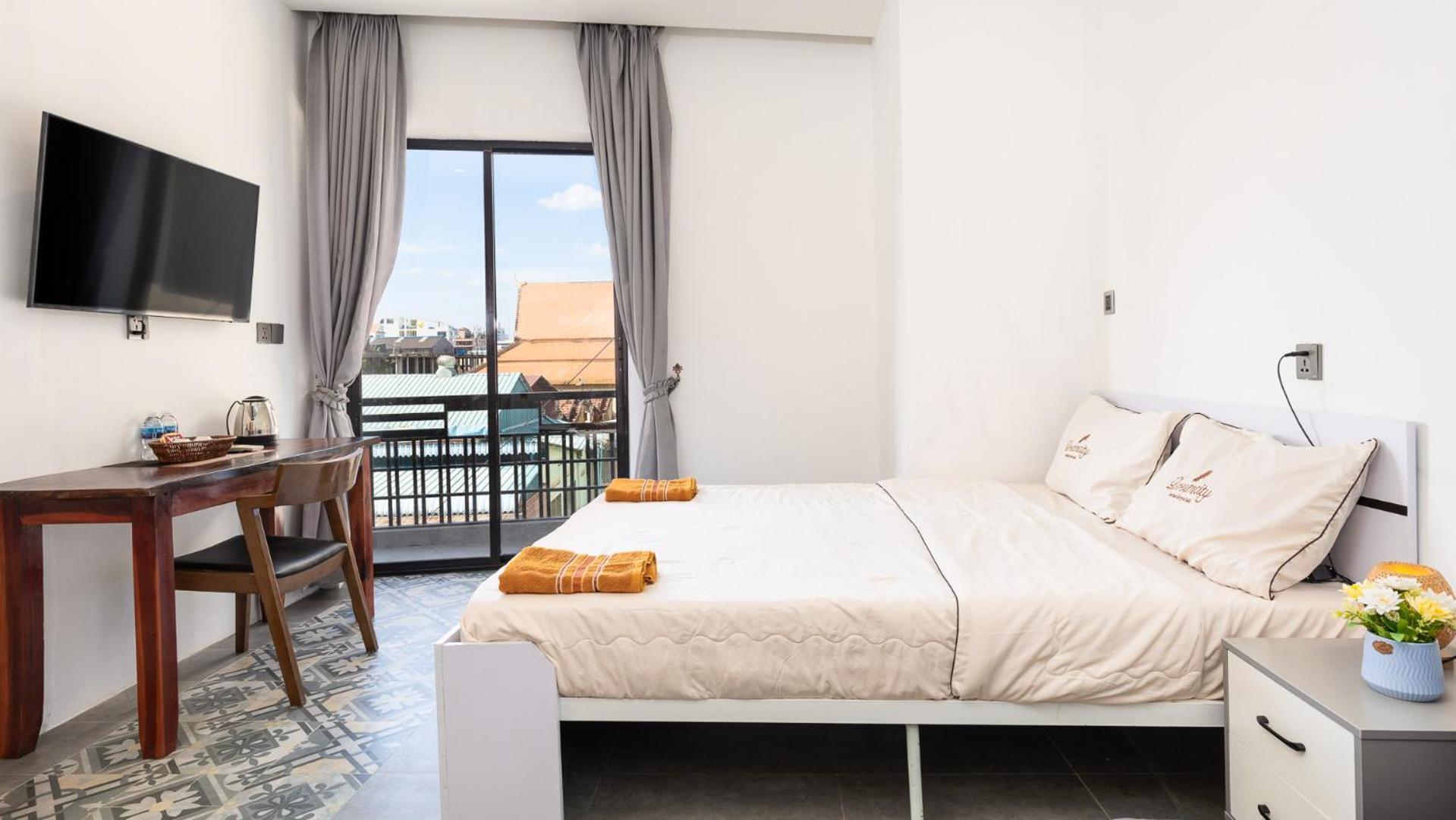 Sky Hotel Central Phnom Penh - Rooms & Apartments Экстерьер фото