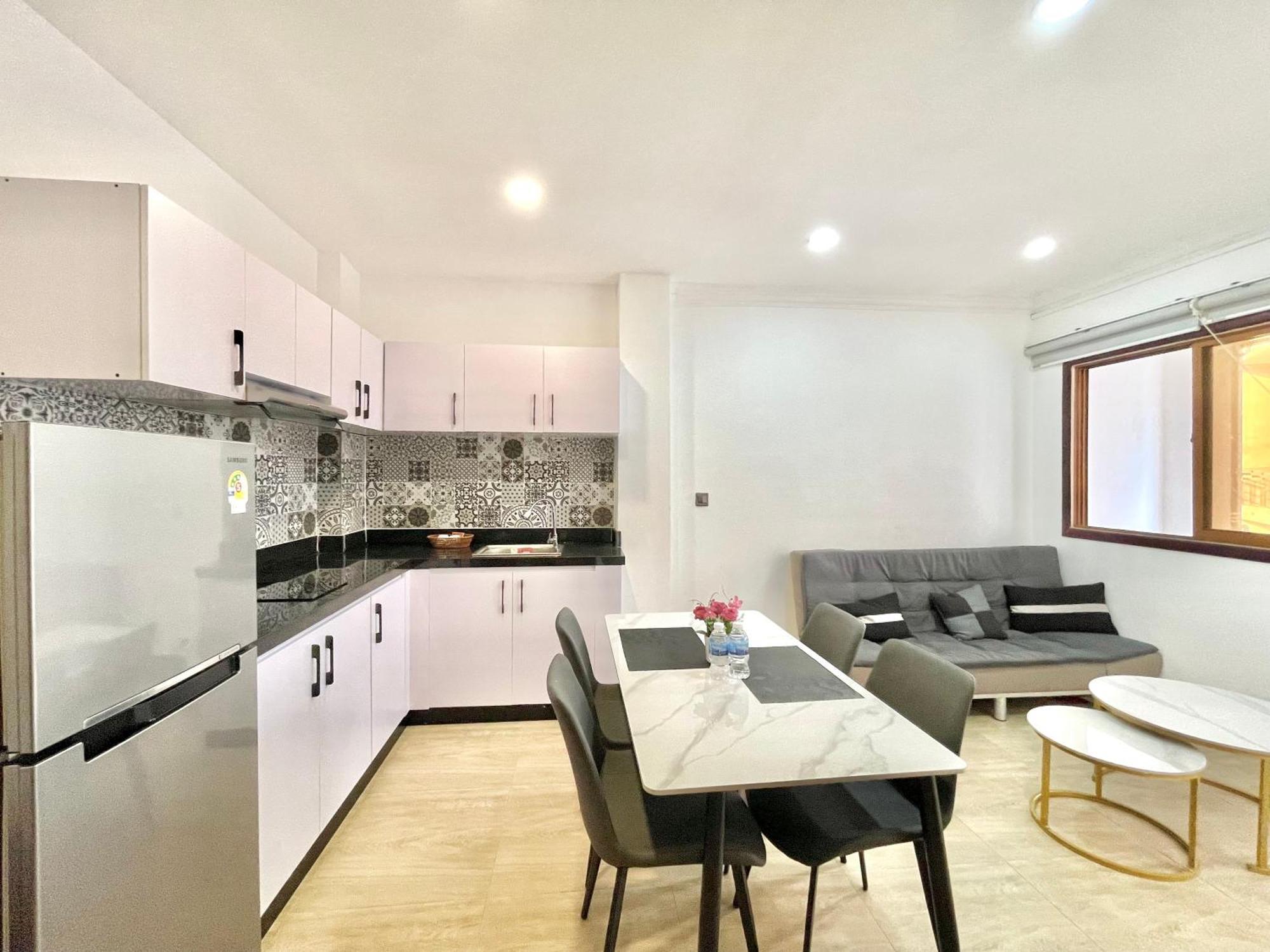 Sky Hotel Central Phnom Penh - Rooms & Apartments Экстерьер фото