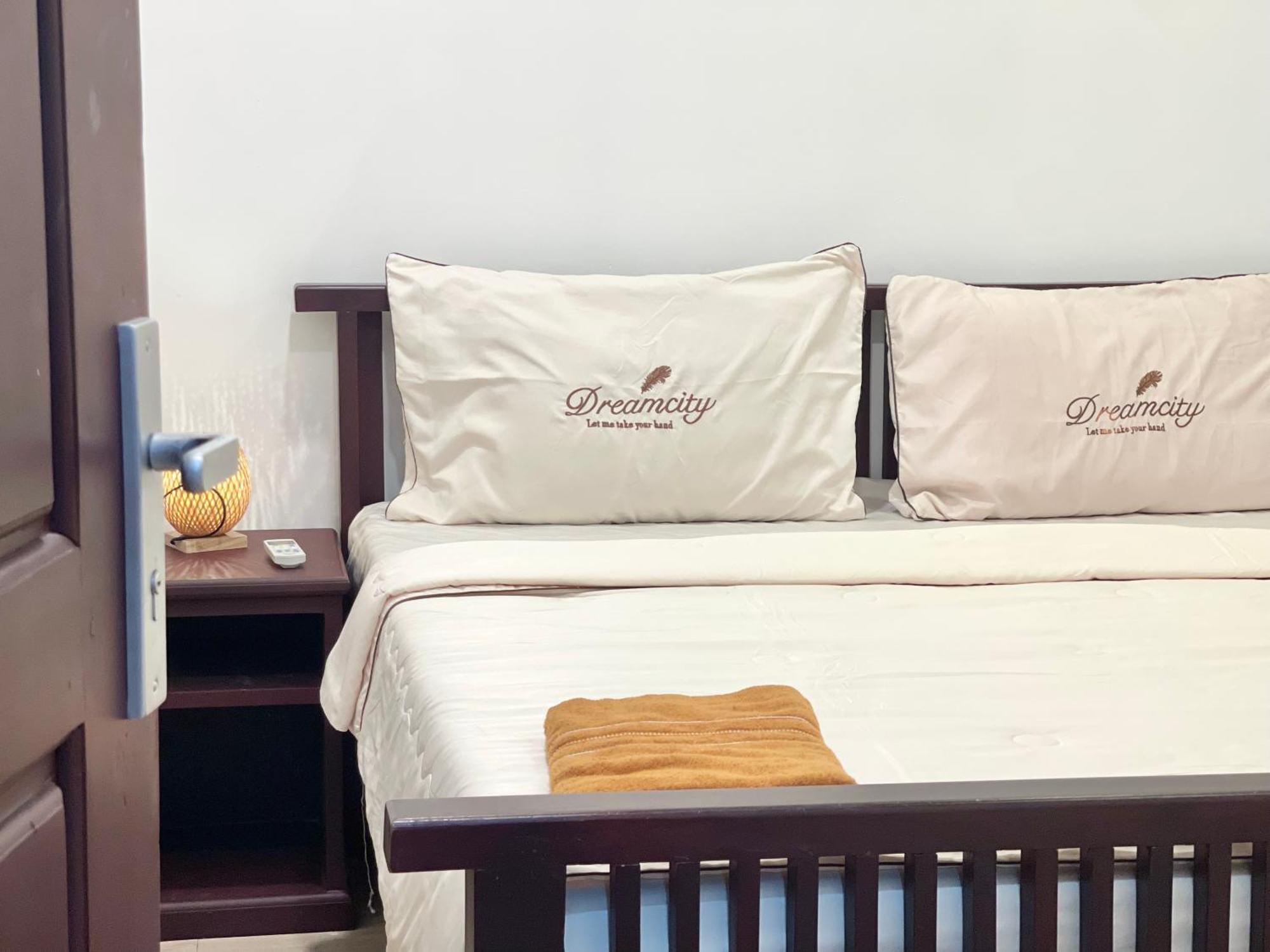 Sky Hotel Central Phnom Penh - Rooms & Apartments Экстерьер фото